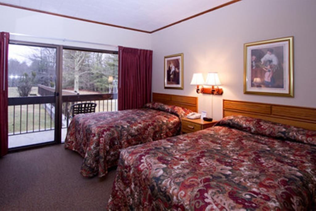 Pipestem Resort State Park Pokój zdjęcie